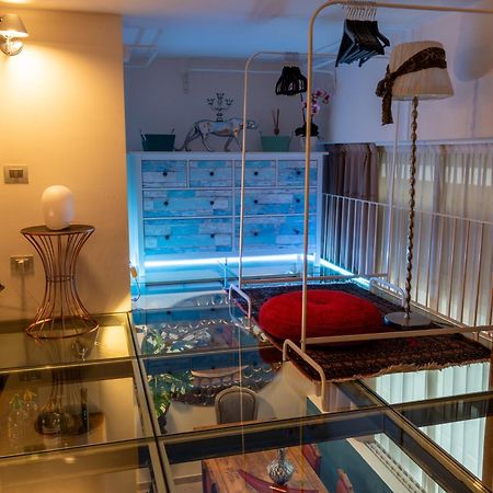 Crystal Loft Luxury Milano Apartment Bagian luar foto