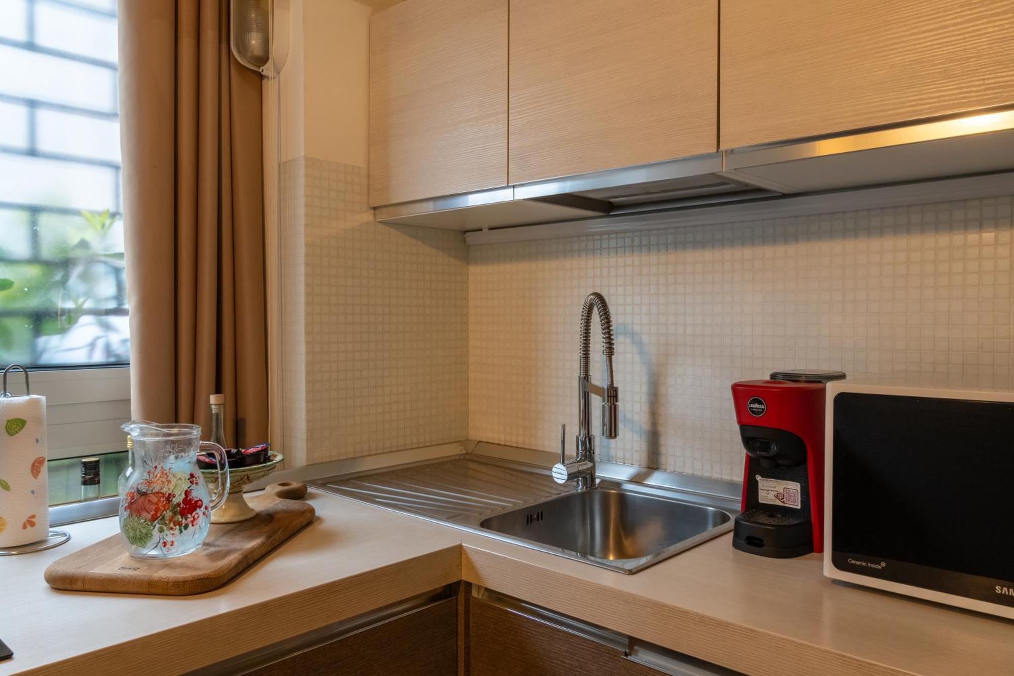 Crystal Loft Luxury Milano Apartment Bagian luar foto