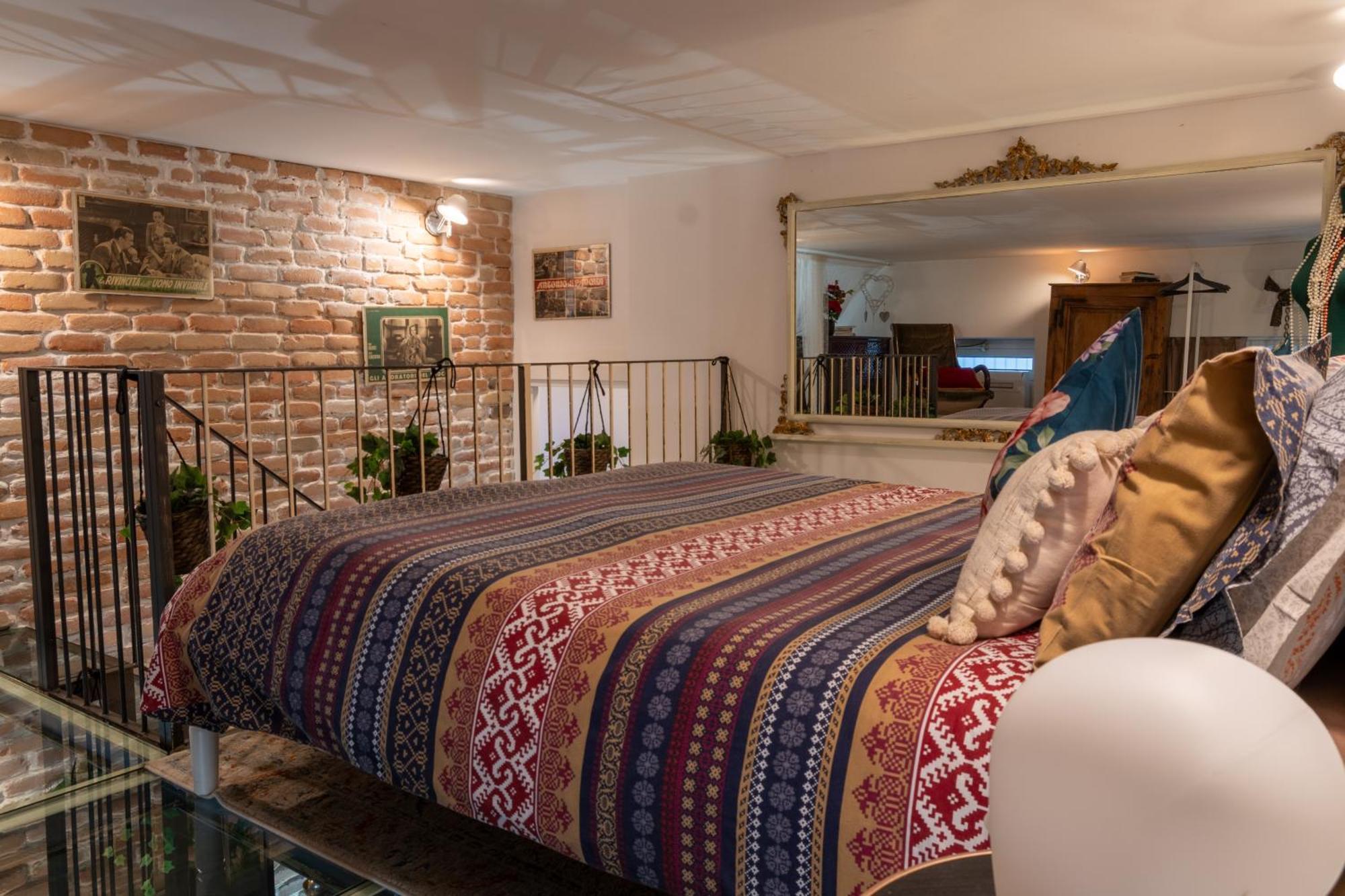 Crystal Loft Luxury Milano Apartment Bagian luar foto