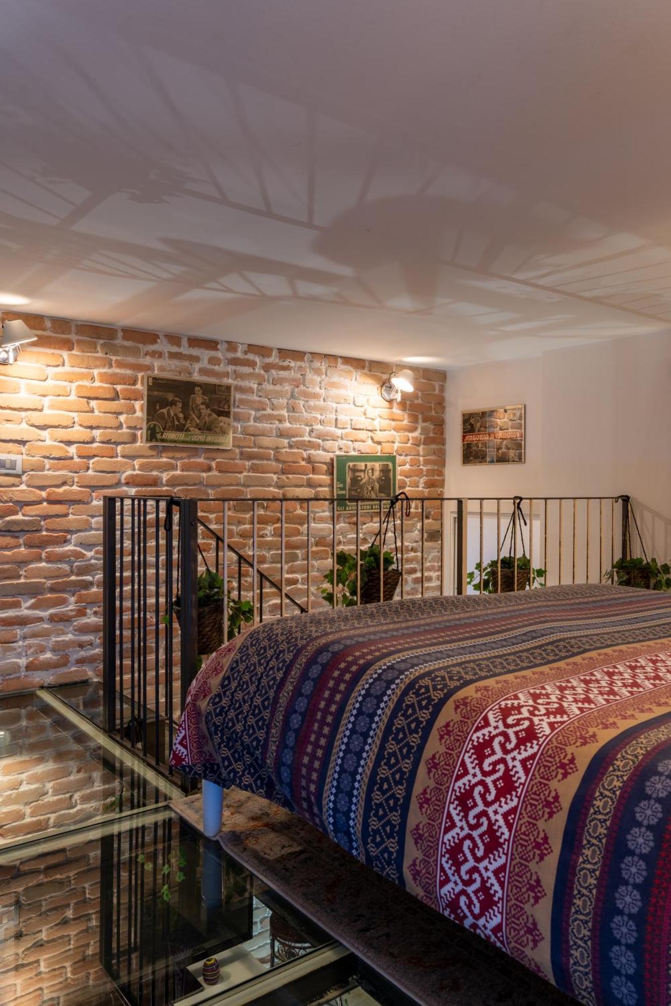 Crystal Loft Luxury Milano Apartment Bagian luar foto